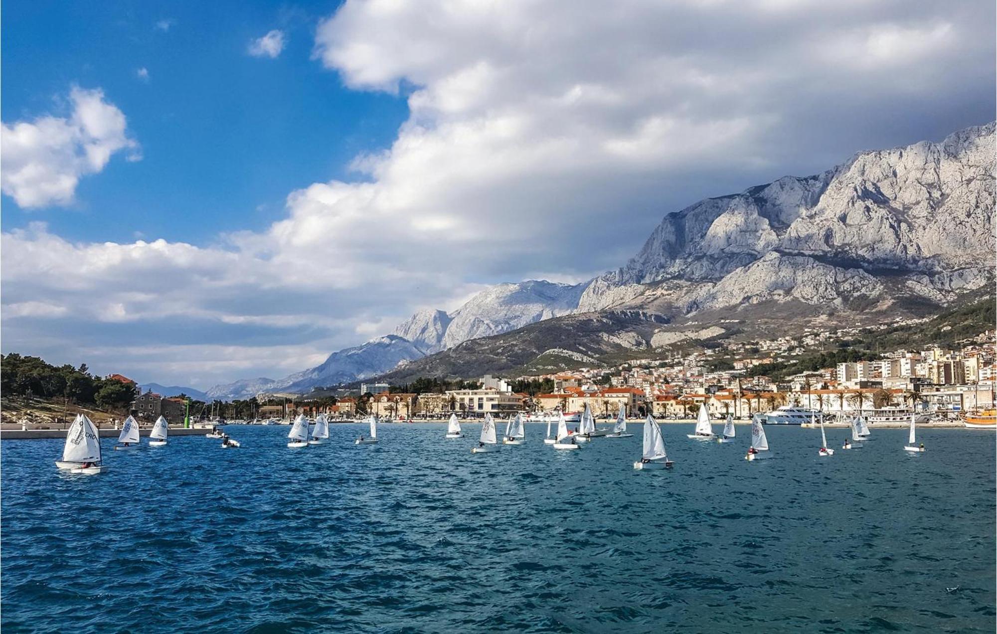 Amazing Apartment In Makarska With Wifi Exterior foto